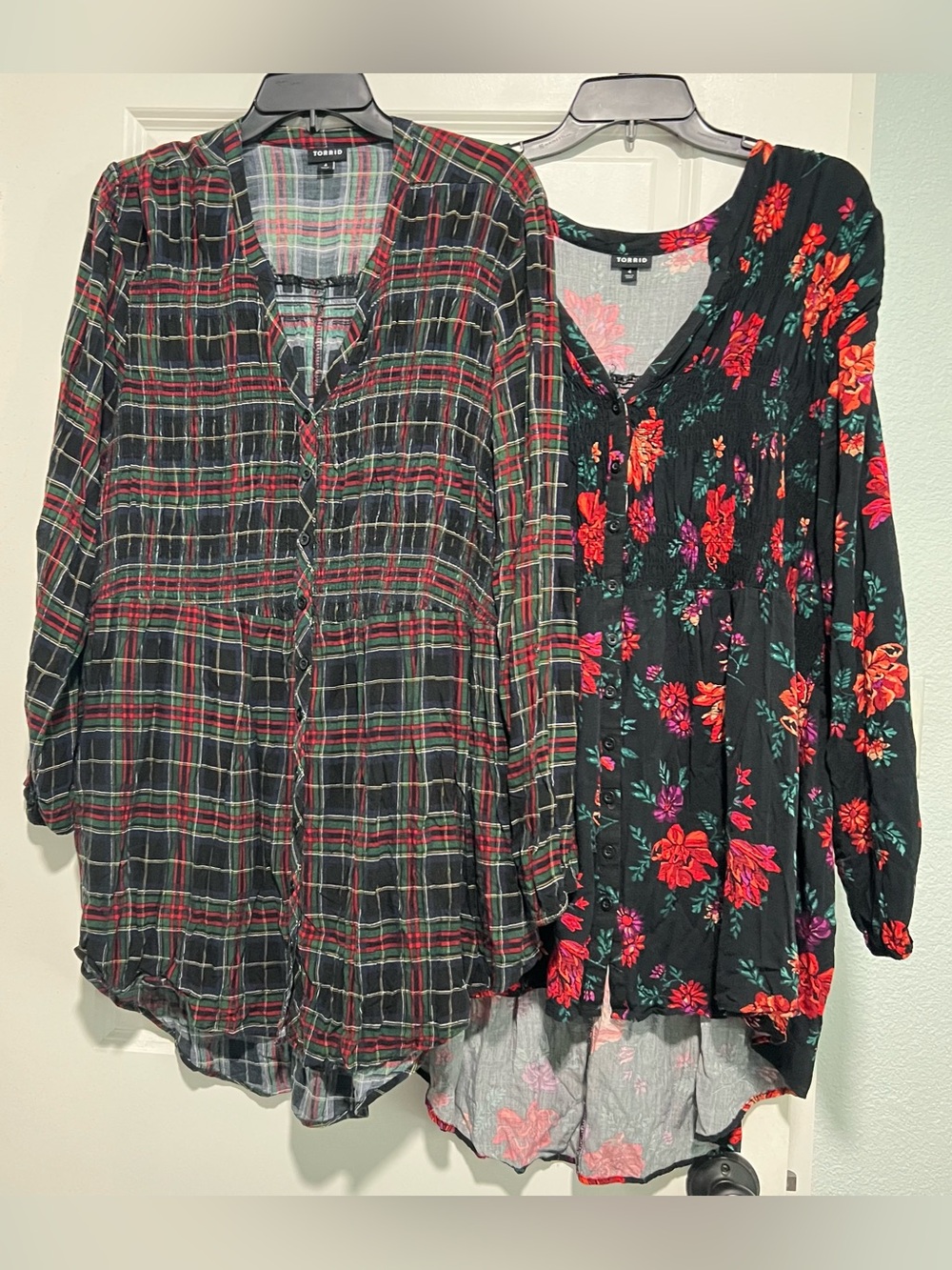 Torrid Rayon Twill Smocked Button-Front Tunic Top Plus Size 4 Bundle